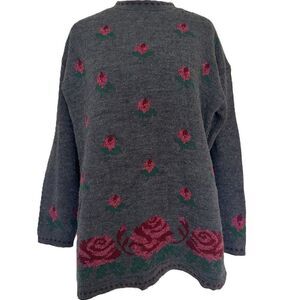Vintage Rose Floral Oversize Sweater Size M L Gray Made in USA